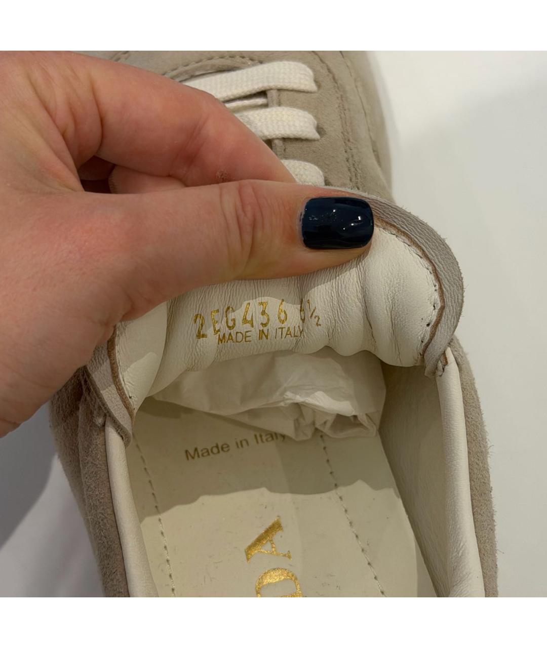 PRADA Бежевые замшевые кроссовки, фото 2