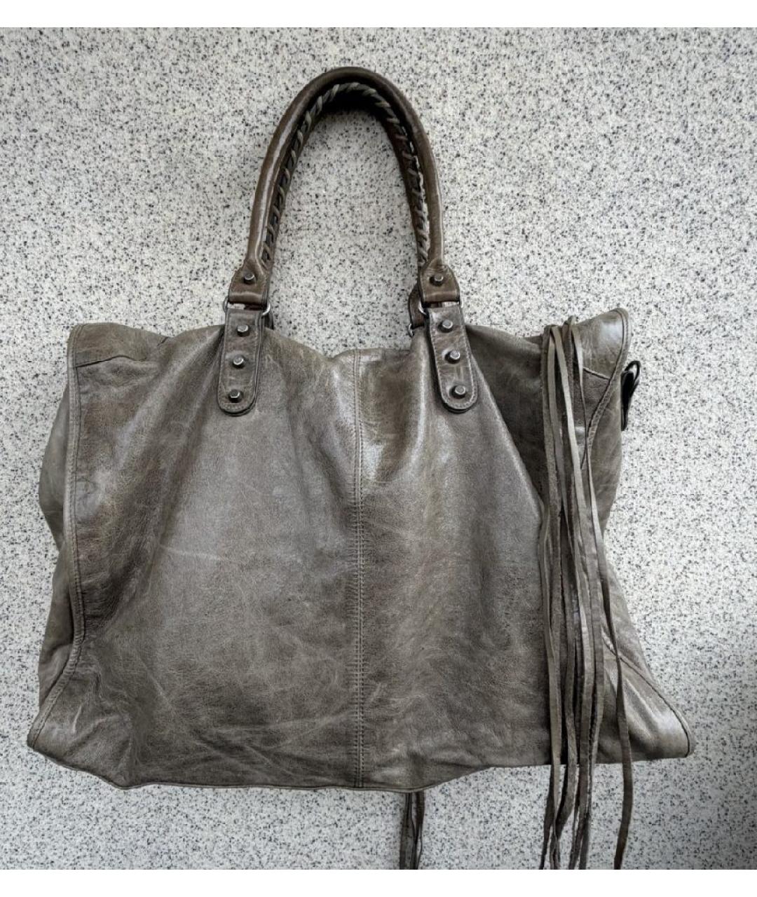 BALENCIAGA Кожаная сумка с короткими ручками, фото 4