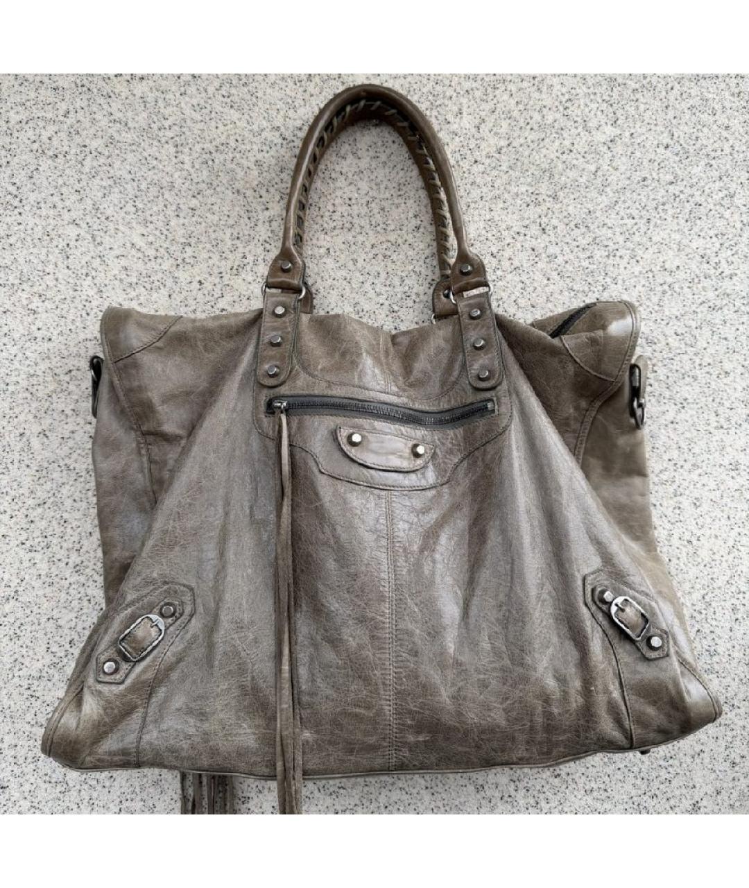 BALENCIAGA Кожаная сумка с короткими ручками, фото 3