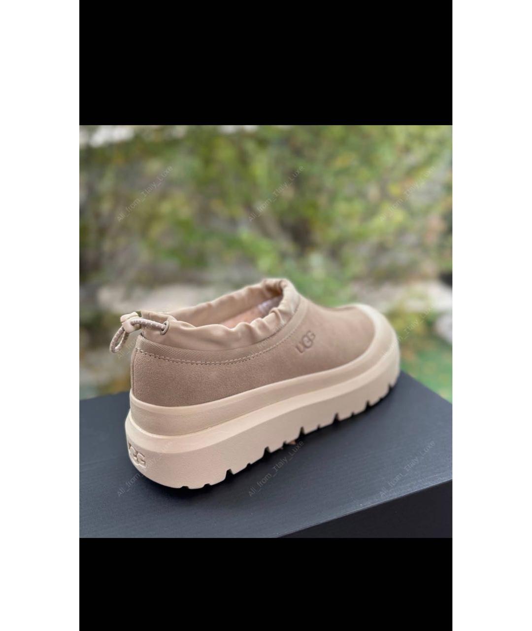 UGG AUSTRALIA Бежевые замшевые низкие ботинки, фото 3