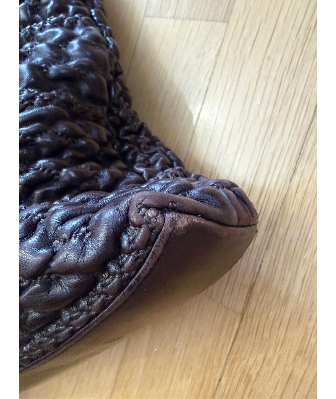 CHANEL Коричневая кожаная сумка с короткими ручками, фото 6