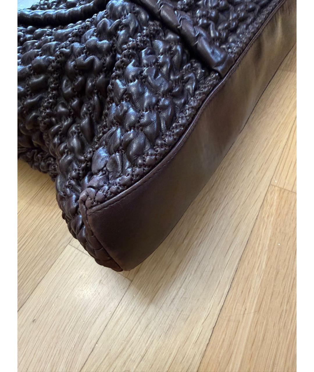 CHANEL Коричневая кожаная сумка с короткими ручками, фото 4