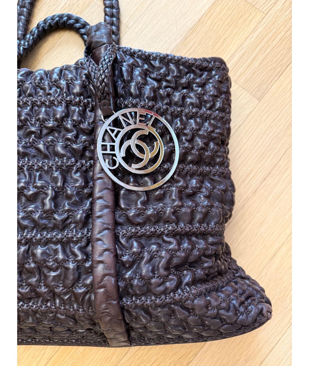 CHANEL Коричневая кожаная сумка с короткими ручками, фото 2