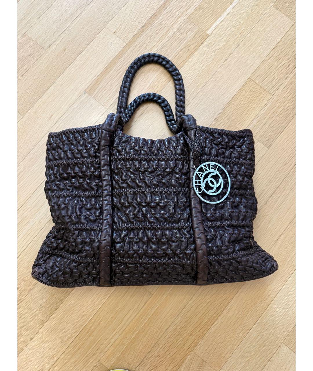 CHANEL Коричневая кожаная сумка с короткими ручками, фото 9