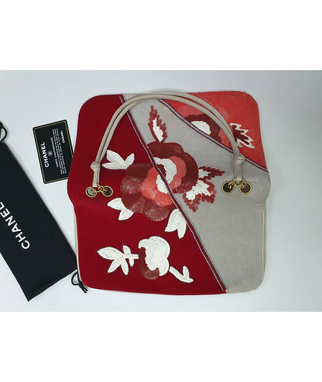 CHANEL Красная бархатная сумка с короткими ручками, фото 4