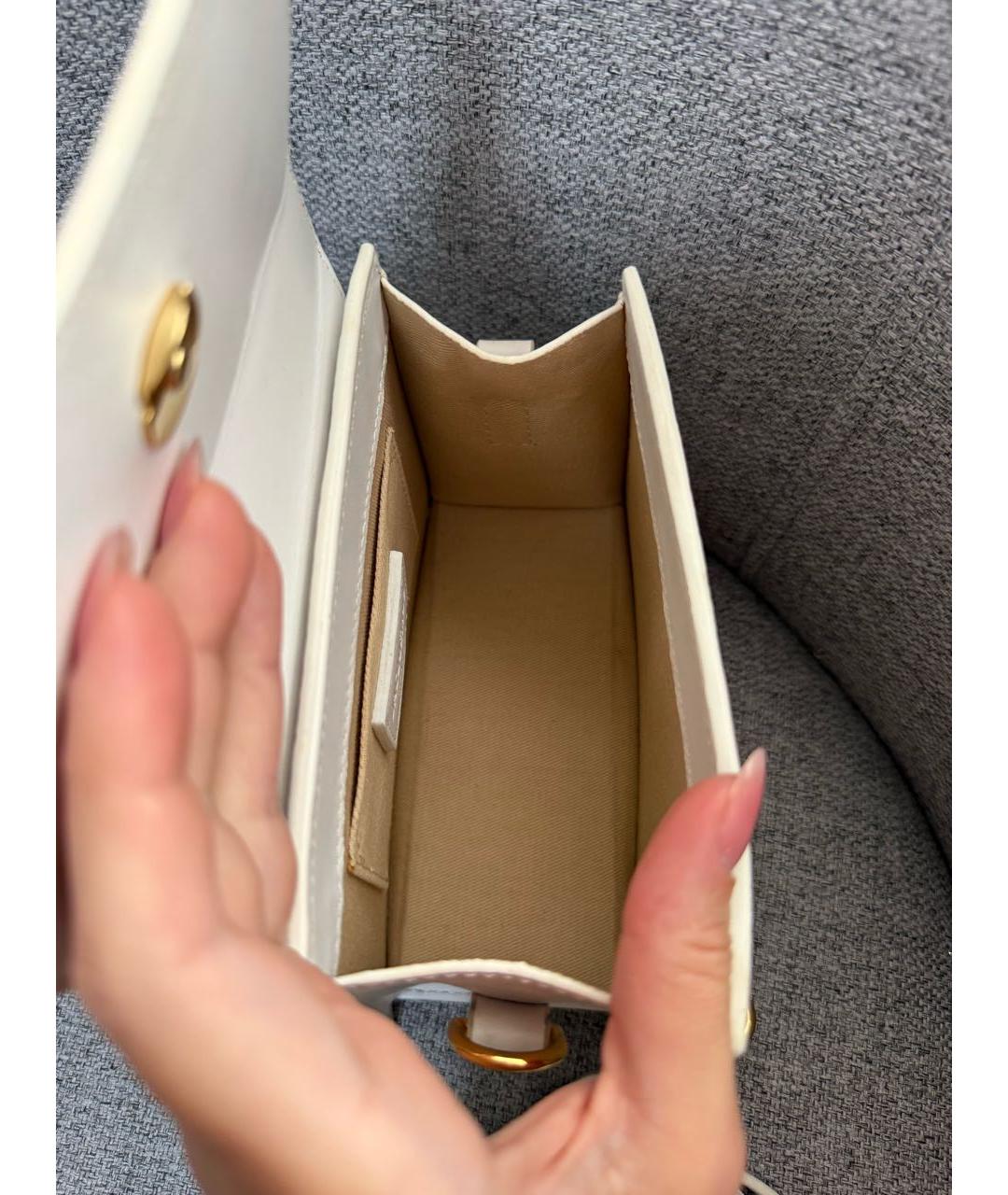 JACQUEMUS Белая кожаная сумка с короткими ручками, фото 6