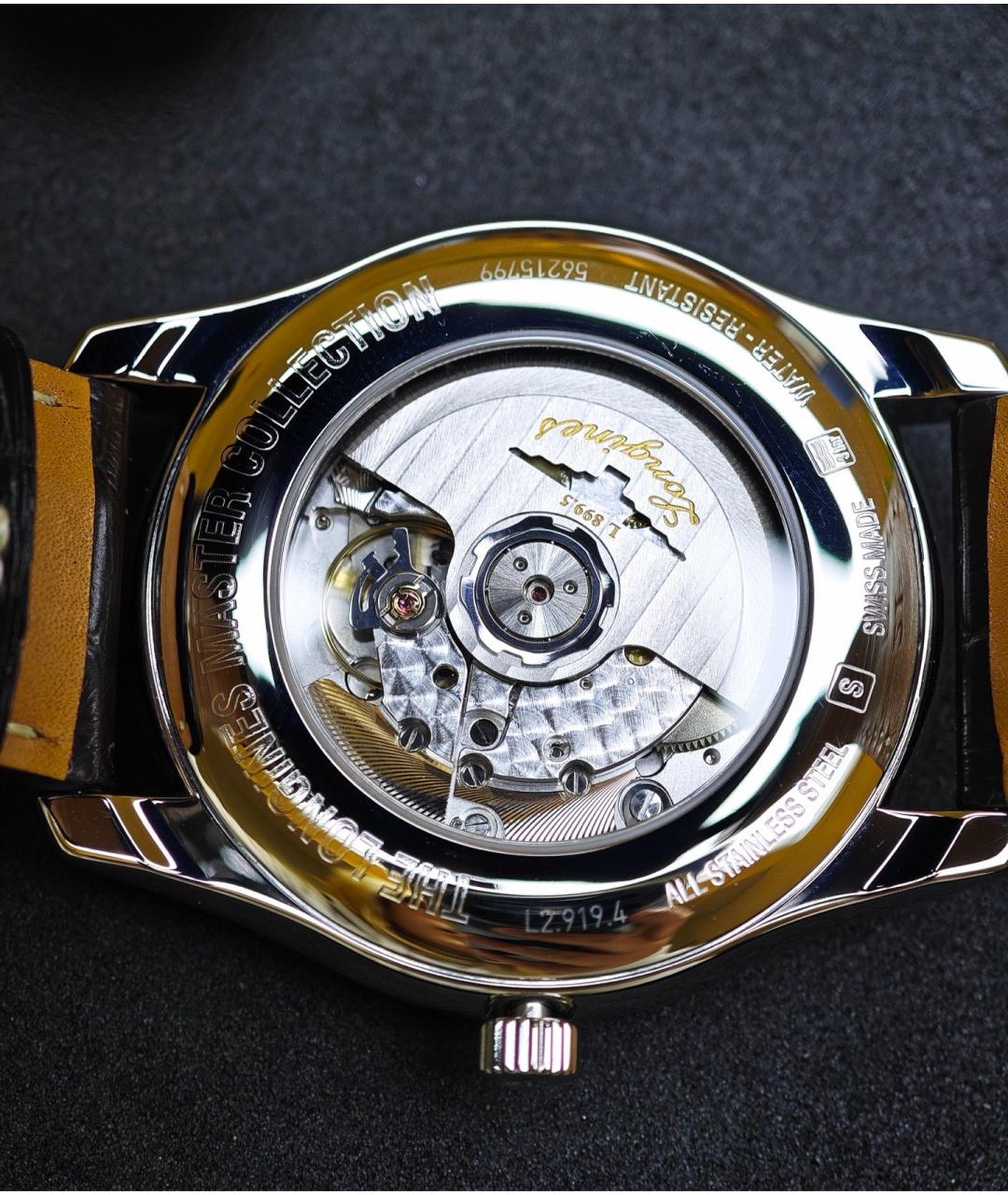 LONGINES Белые стальные часы, фото 5