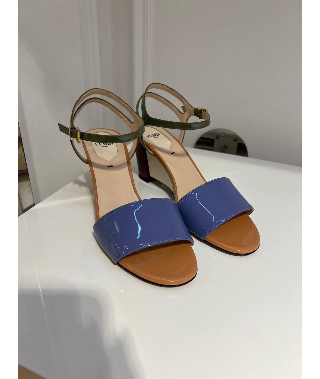 FENDI Мульти босоножки из лакированной кожи, фото 2