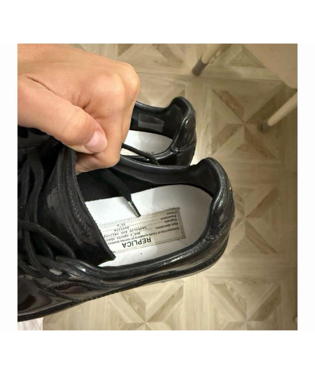 MAISON MARGIELA Черные кеды из лакированной кожи, фото 3