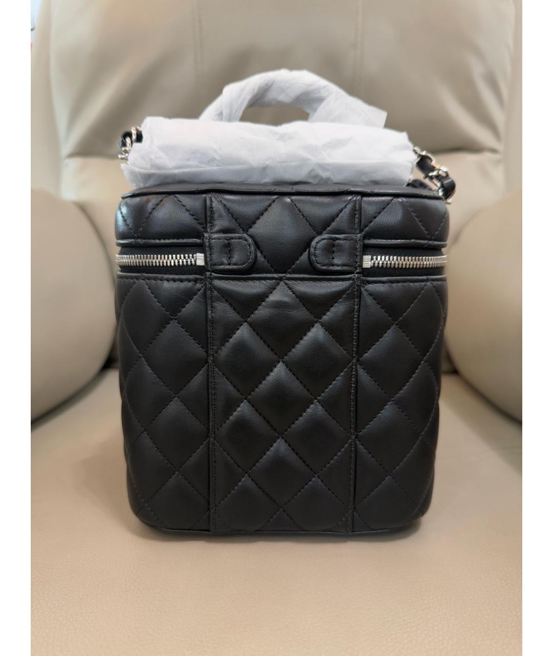 CHANEL Черная кожаная сумка с короткими ручками, фото 3