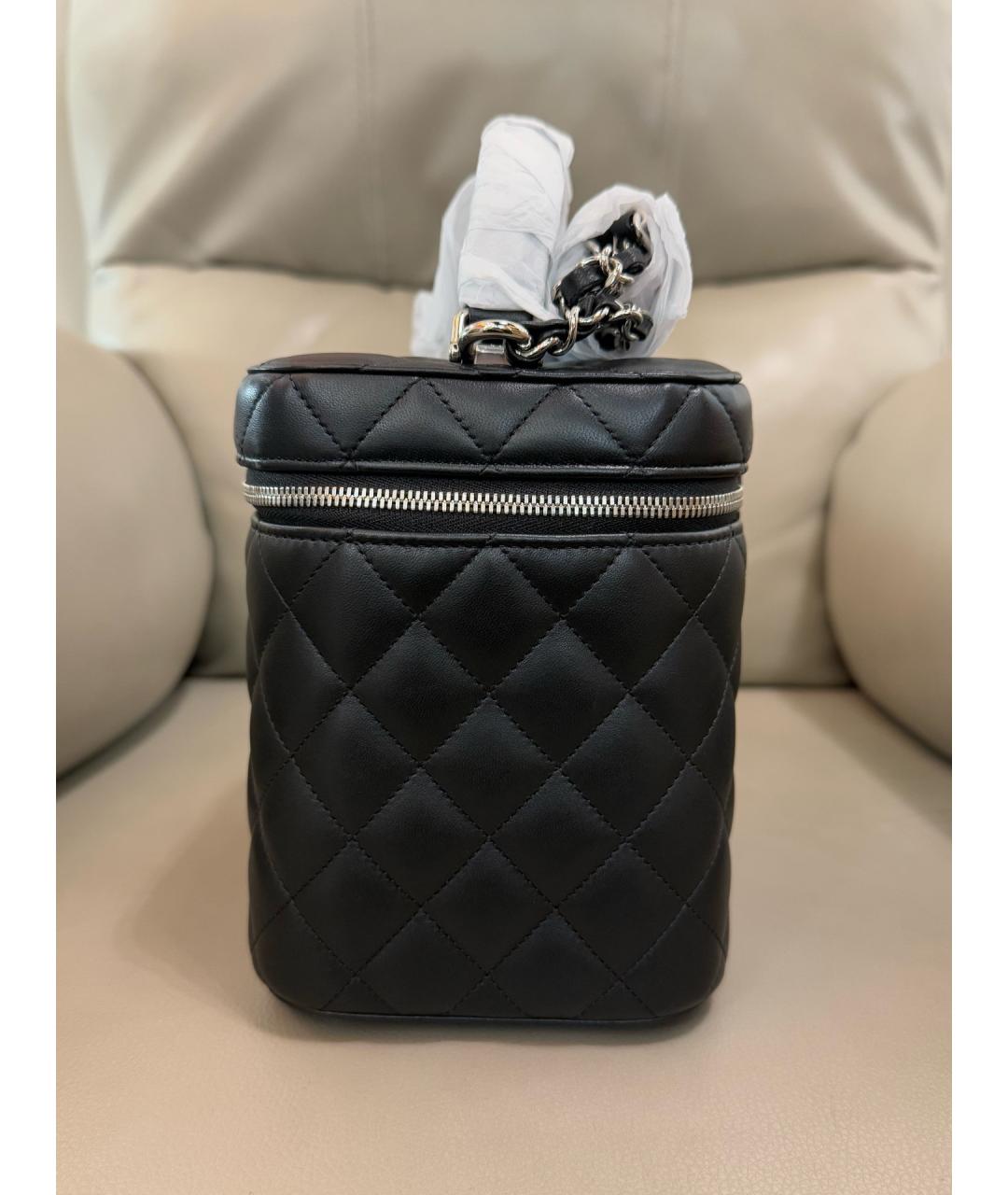 CHANEL Черная кожаная сумка с короткими ручками, фото 4