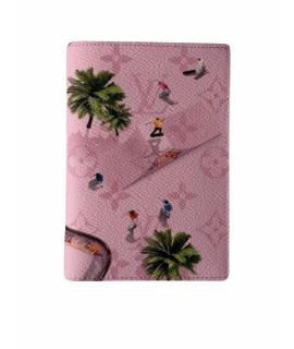 LOUIS VUITTON Обложка/футляр