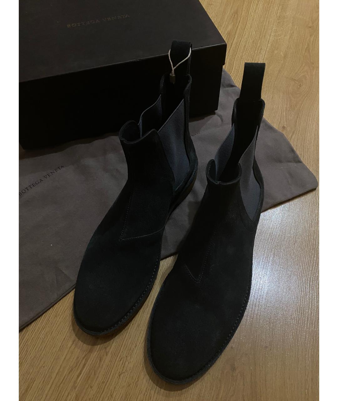 BOTTEGA VENETA Антрацитовые замшевые высокие ботинки, фото 3