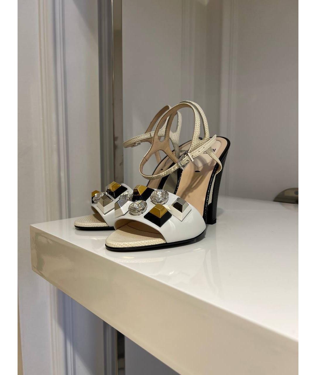 FENDI Белые кожаные туфли, фото 2