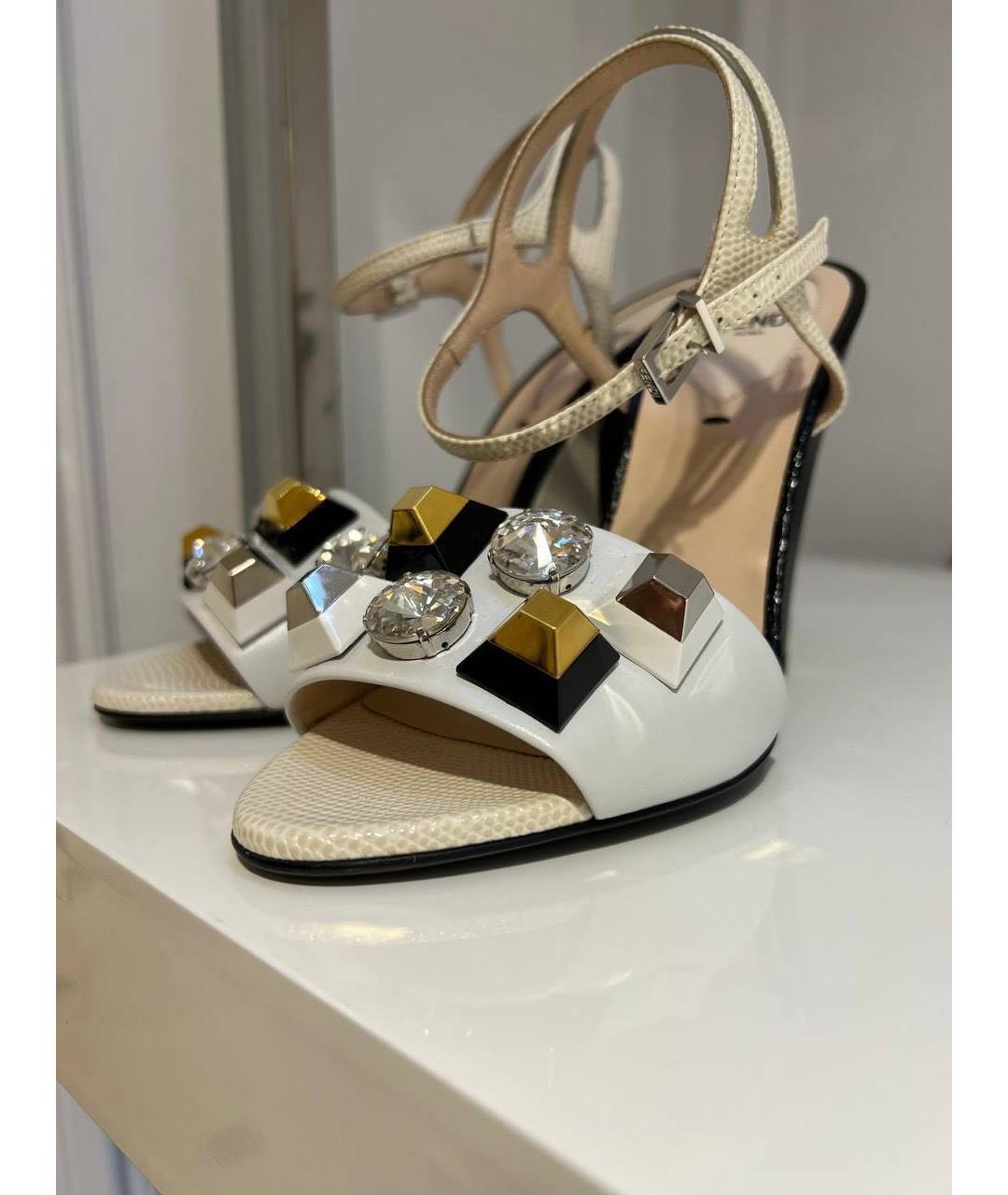 FENDI Белые кожаные туфли, фото 3