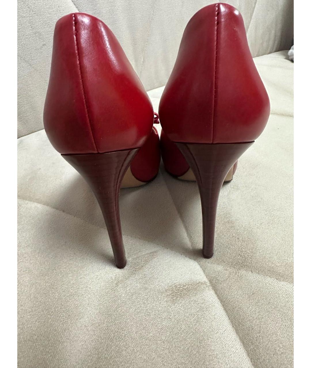 FERRAGAMO Красные кожаные туфли, фото 4