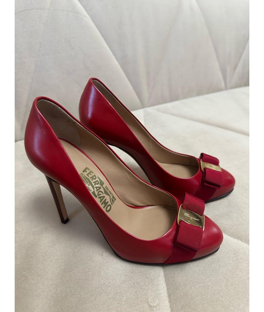 FERRAGAMO Красные кожаные туфли, фото 8
