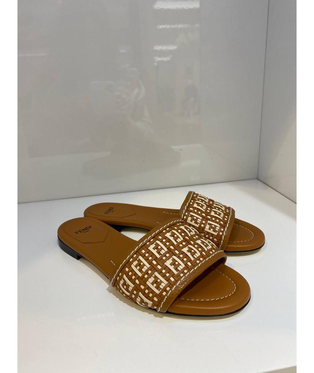 FENDI Коричневые мюли, фото 2