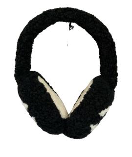 CHANEL Наушники