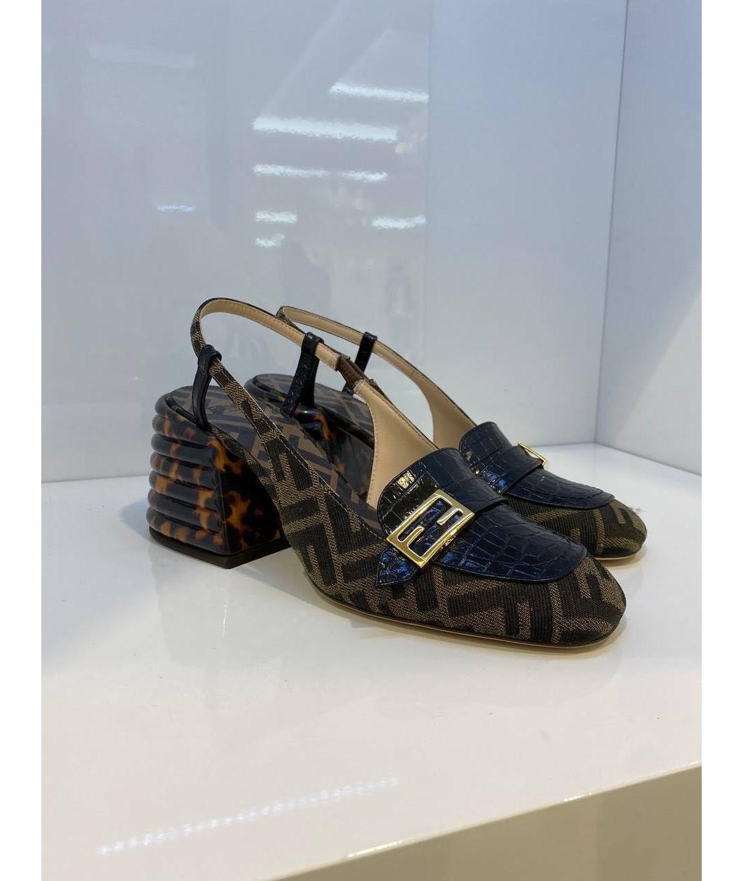 FENDI Коричневые текстильные туфли, фото 2