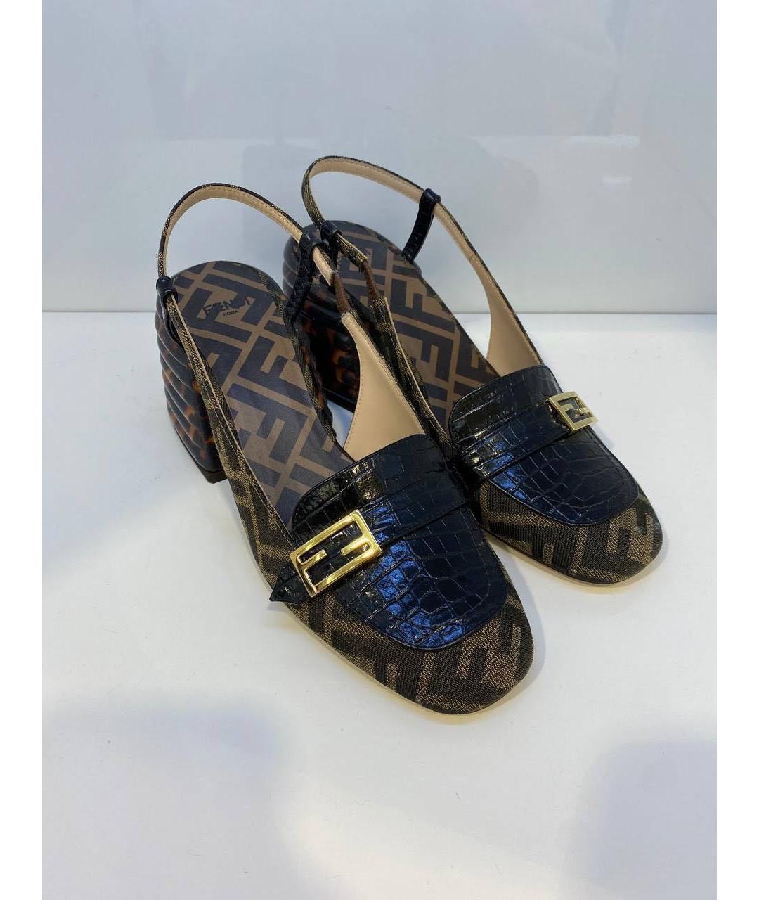 FENDI Коричневые текстильные туфли, фото 3