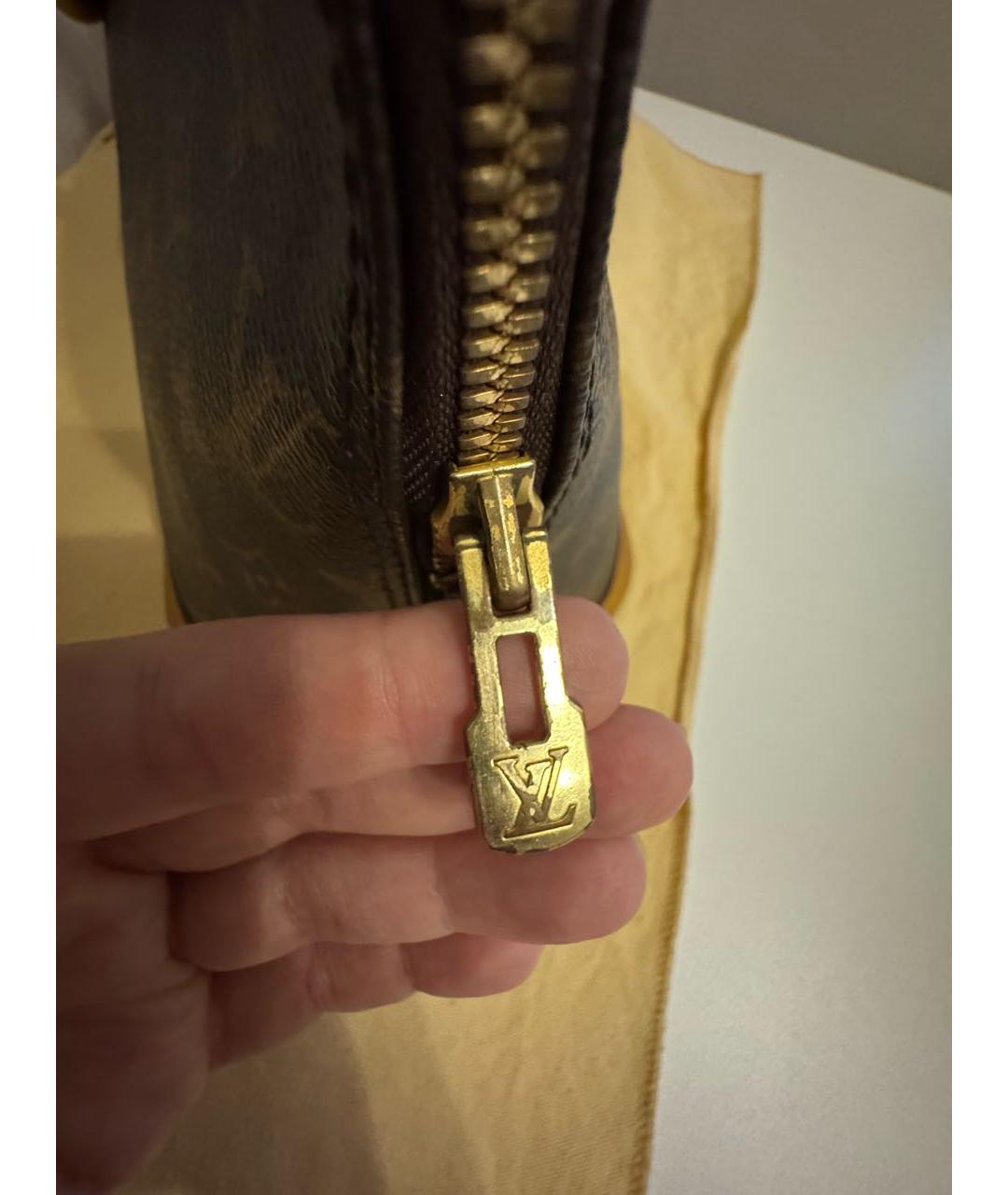 LOUIS VUITTON Коричневая кожаная сумка с короткими ручками, фото 4