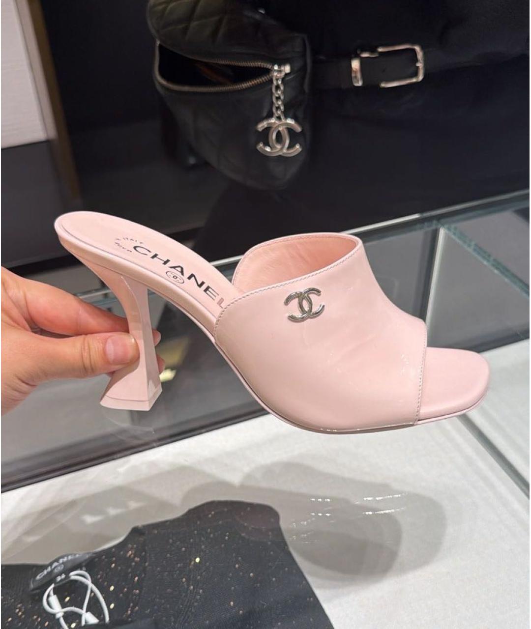 CHANEL Розовые сабо из лакированной кожи, фото 3