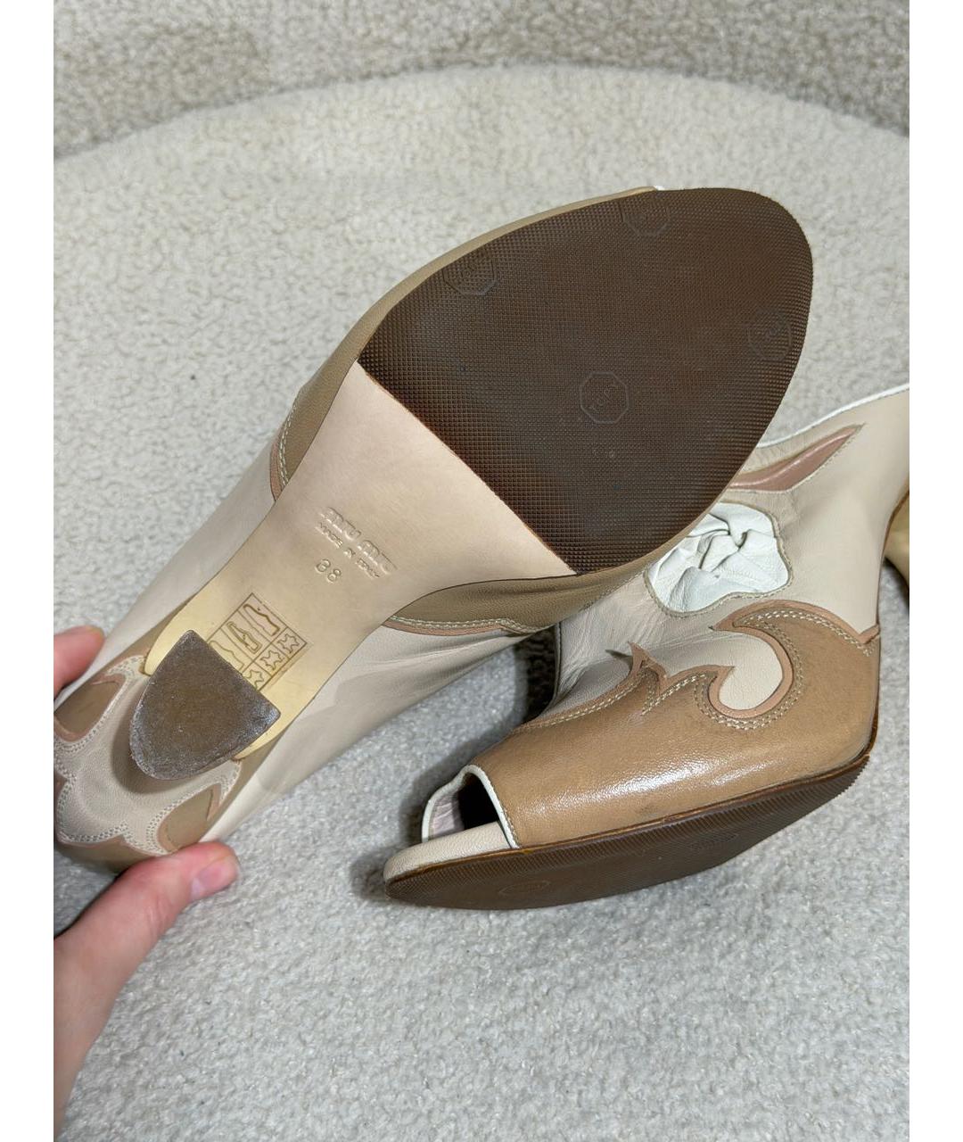 MIU MIU Бежевые кожаные мюли, фото 7