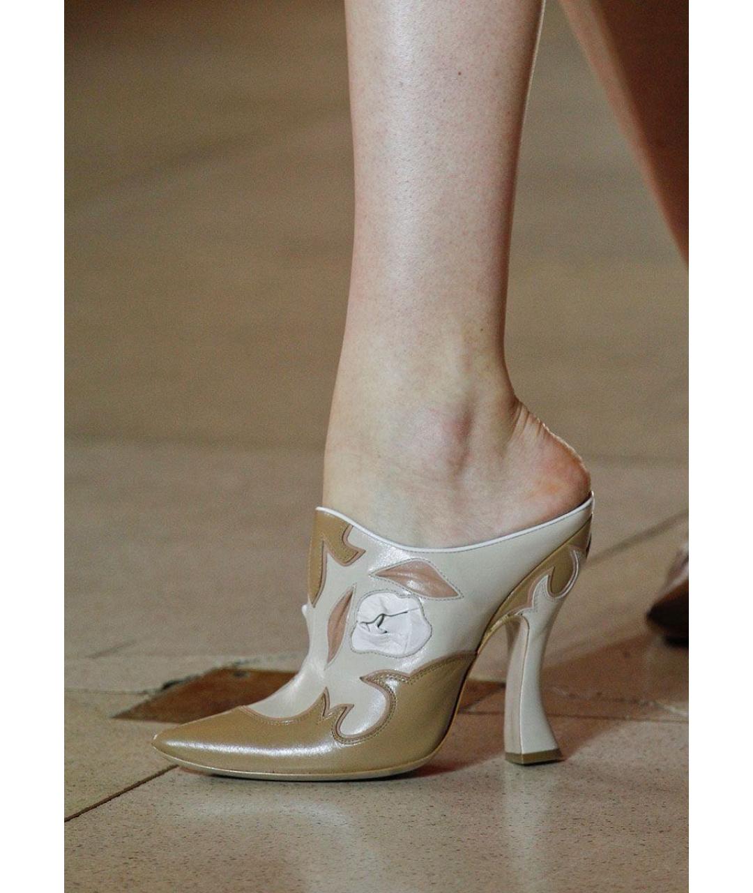 MIU MIU Бежевые кожаные мюли, фото 5