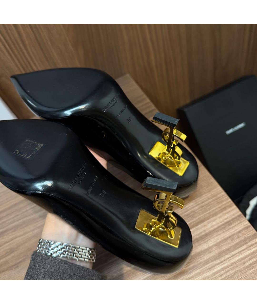 SAINT LAURENT Черные туфли из лакированной кожи, фото 5