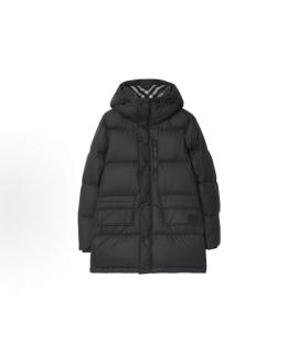 BURBERRY Пуховик