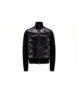 MONCLER Пуховик