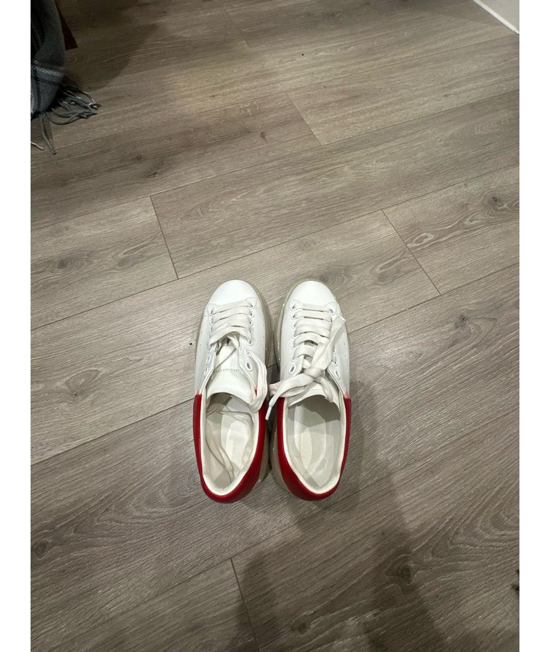 ALEXANDER MCQUEEN Белые кожаные кеды, фото 3