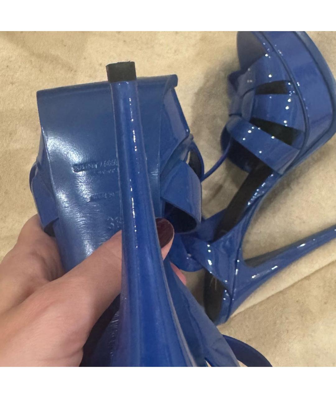 SAINT LAURENT Синие босоножки из лакированной кожи, фото 3