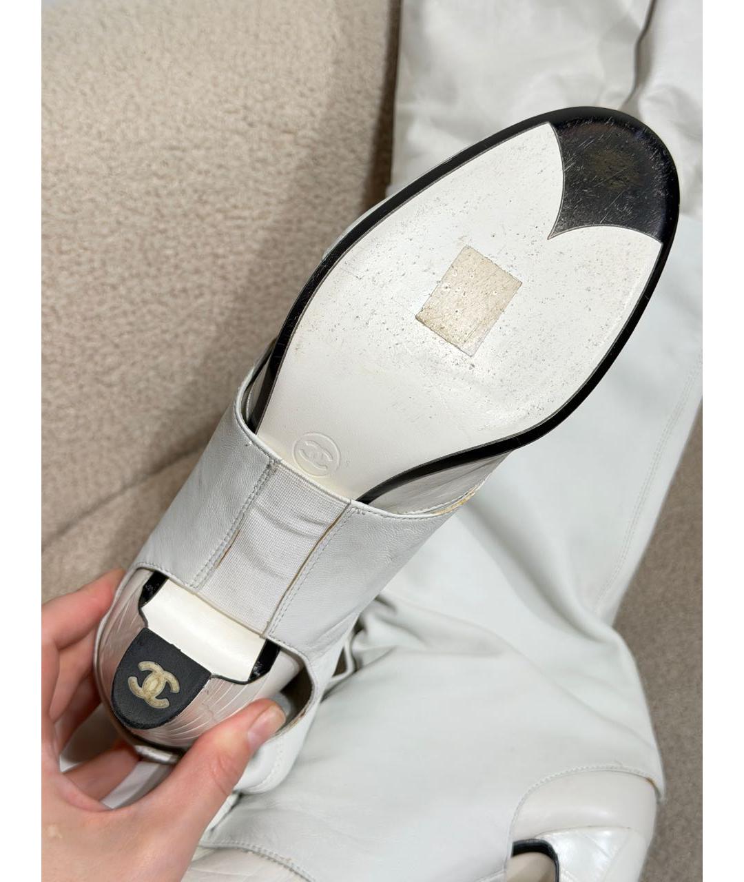 CHANEL Белые кожаные сапоги, фото 7