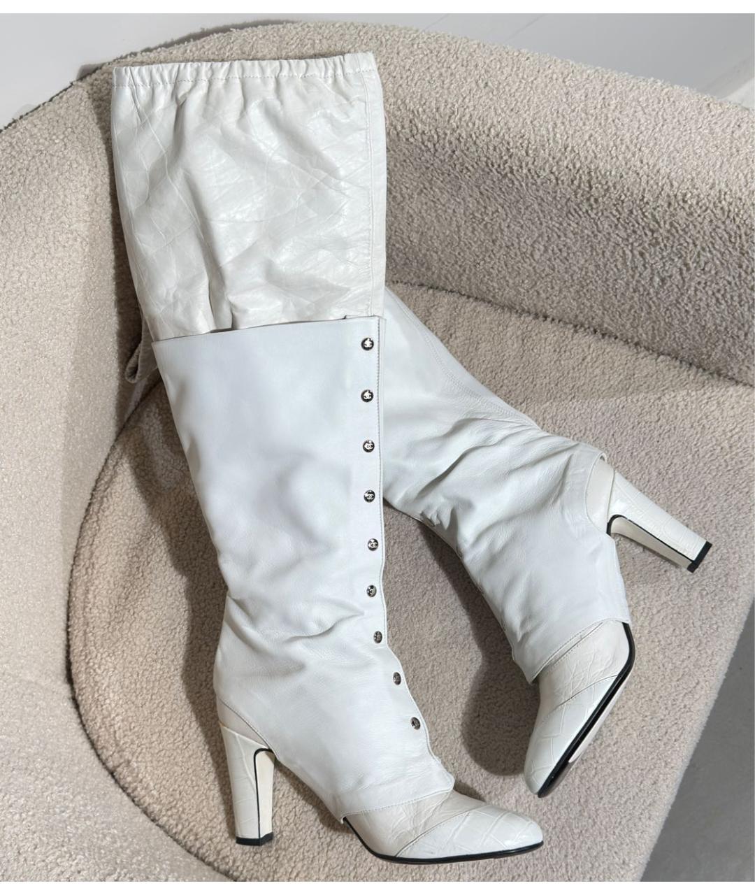 CHANEL Белые кожаные сапоги, фото 2