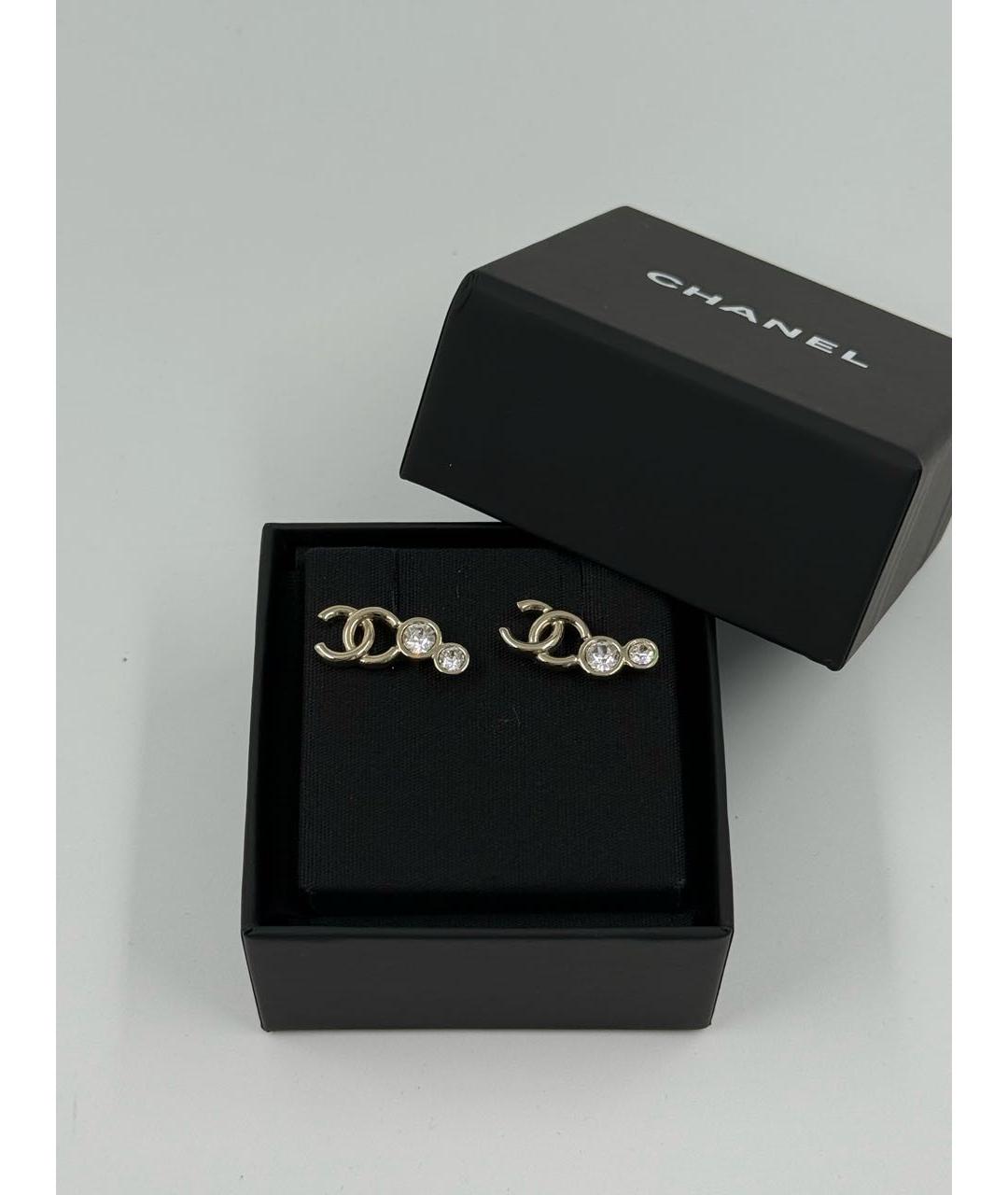 CHANEL Золотые металлические серьги, фото 3