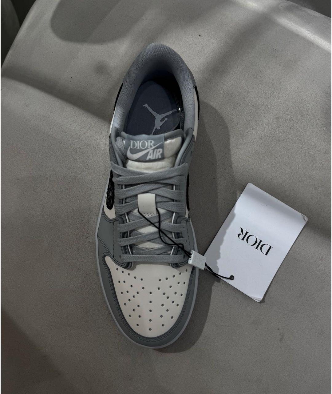 CHRISTIAN DIOR Серые кожаные низкие кроссовки / кеды, фото 2