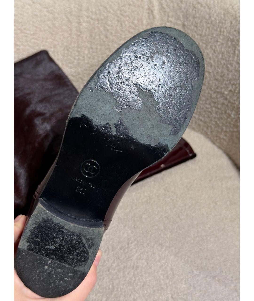 CHANEL Бордовые сапоги из лакированной кожи, фото 7