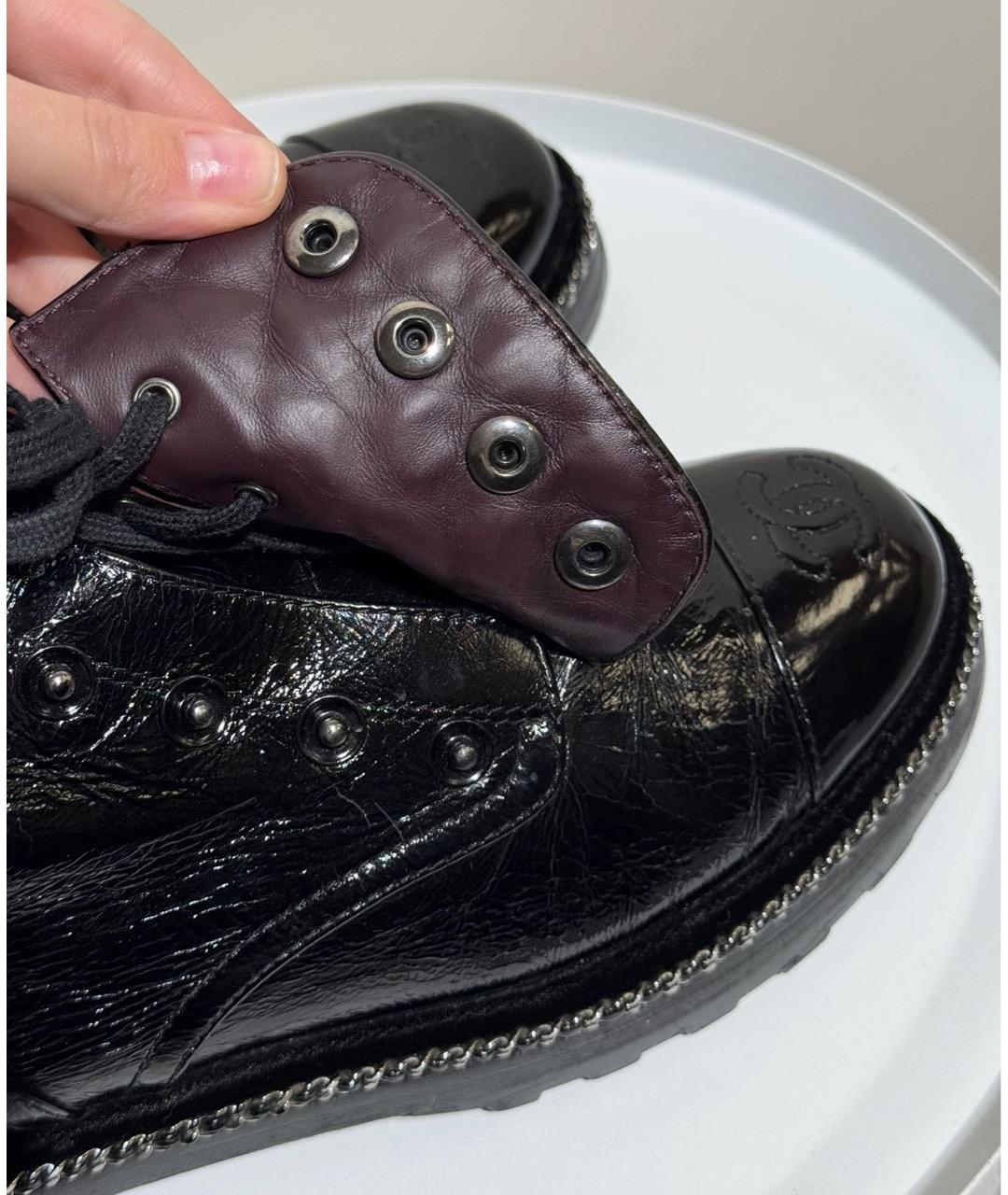 CHANEL Черные ботинки из лакированной кожи, фото 7