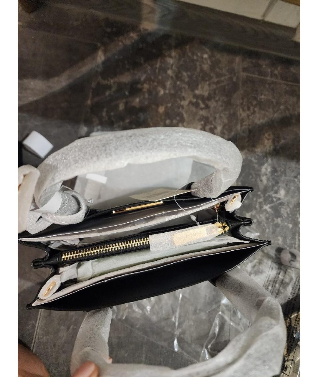 MICHAEL KORS Черная кожаная сумка с короткими ручками, фото 5