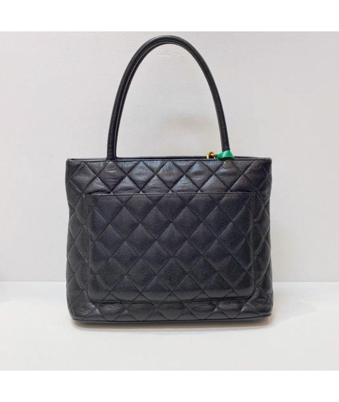 CHANEL Черная кожаная сумка тоут, фото 4