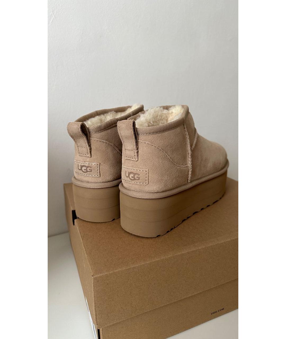 UGG AUSTRALIA Бежевые замшевые ботинки, фото 2