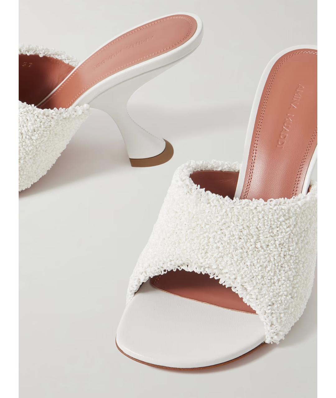 Amina Muaddi Белые мюли, фото 4