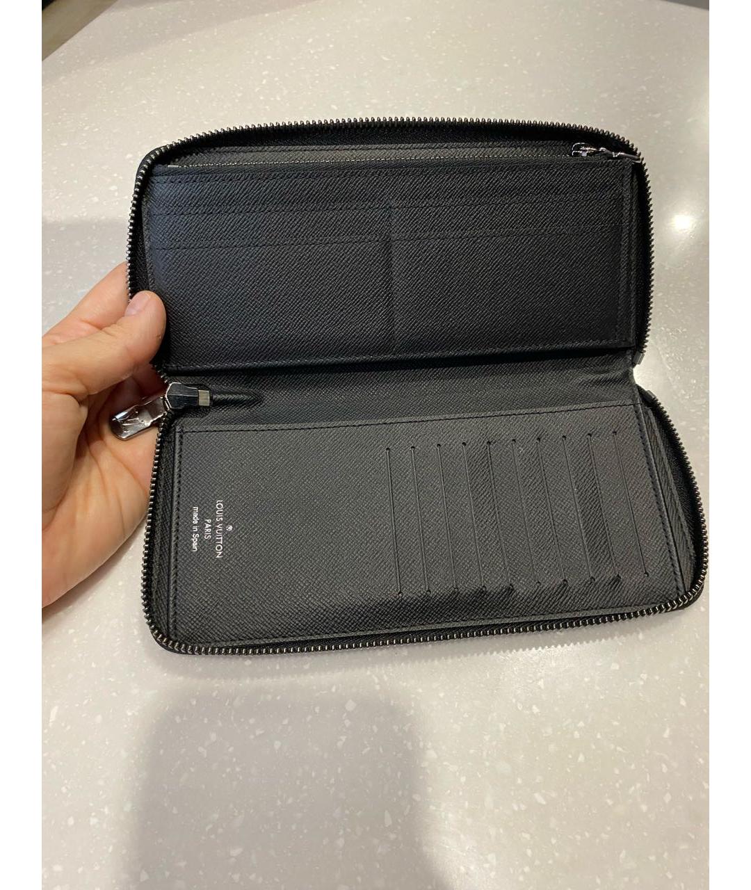 LOUIS VUITTON Антрацитовый кожаный кошелек, фото 7