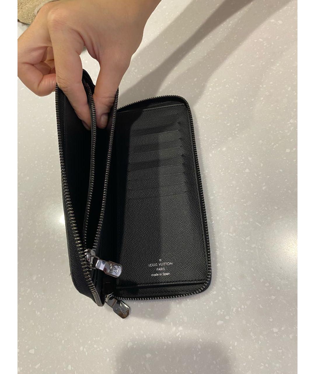 LOUIS VUITTON Антрацитовый кожаный кошелек, фото 4