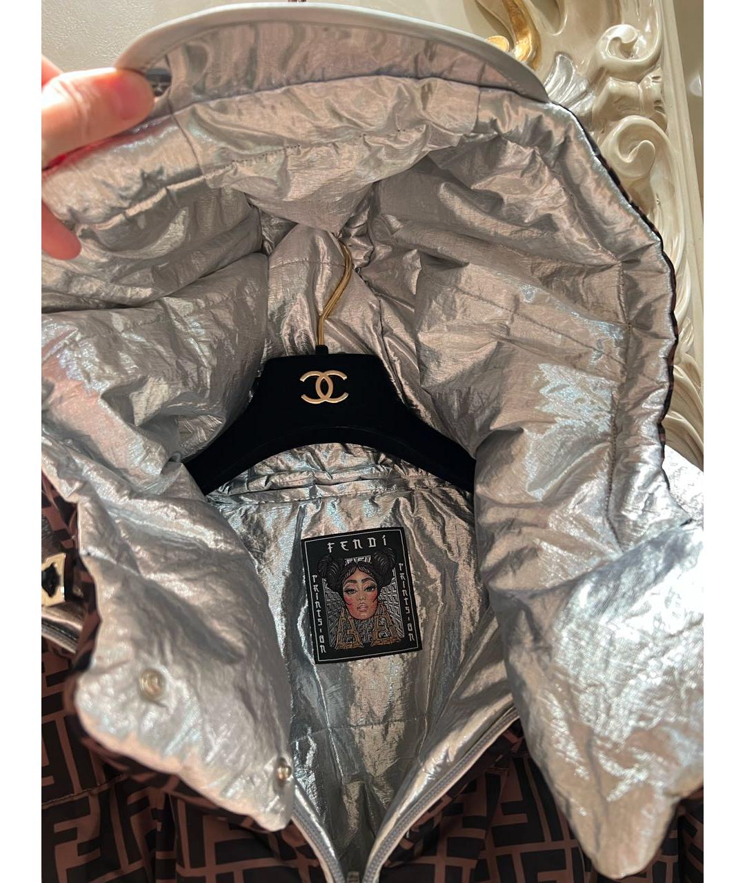 FENDI Коричневый полиамидовый пуховик, фото 6