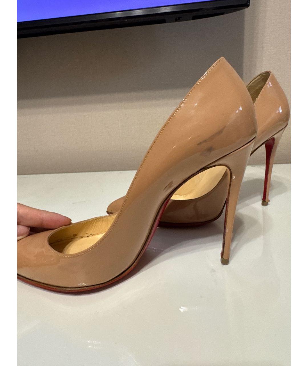 CHRISTIAN LOUBOUTIN Бежевые кожаные туфли, фото 7