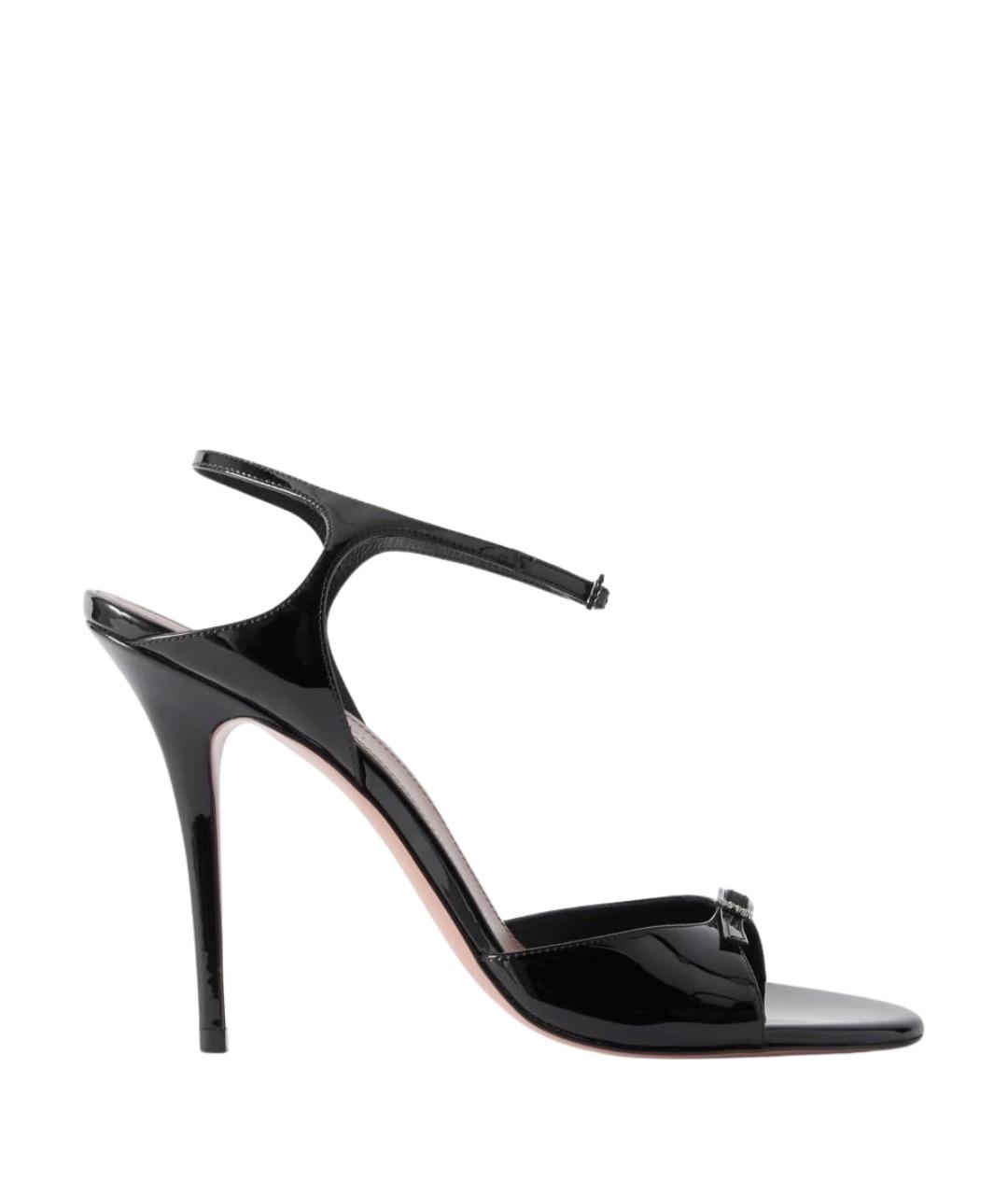 Amina Muaddi Черные босоножки из лакированной кожи, фото 1