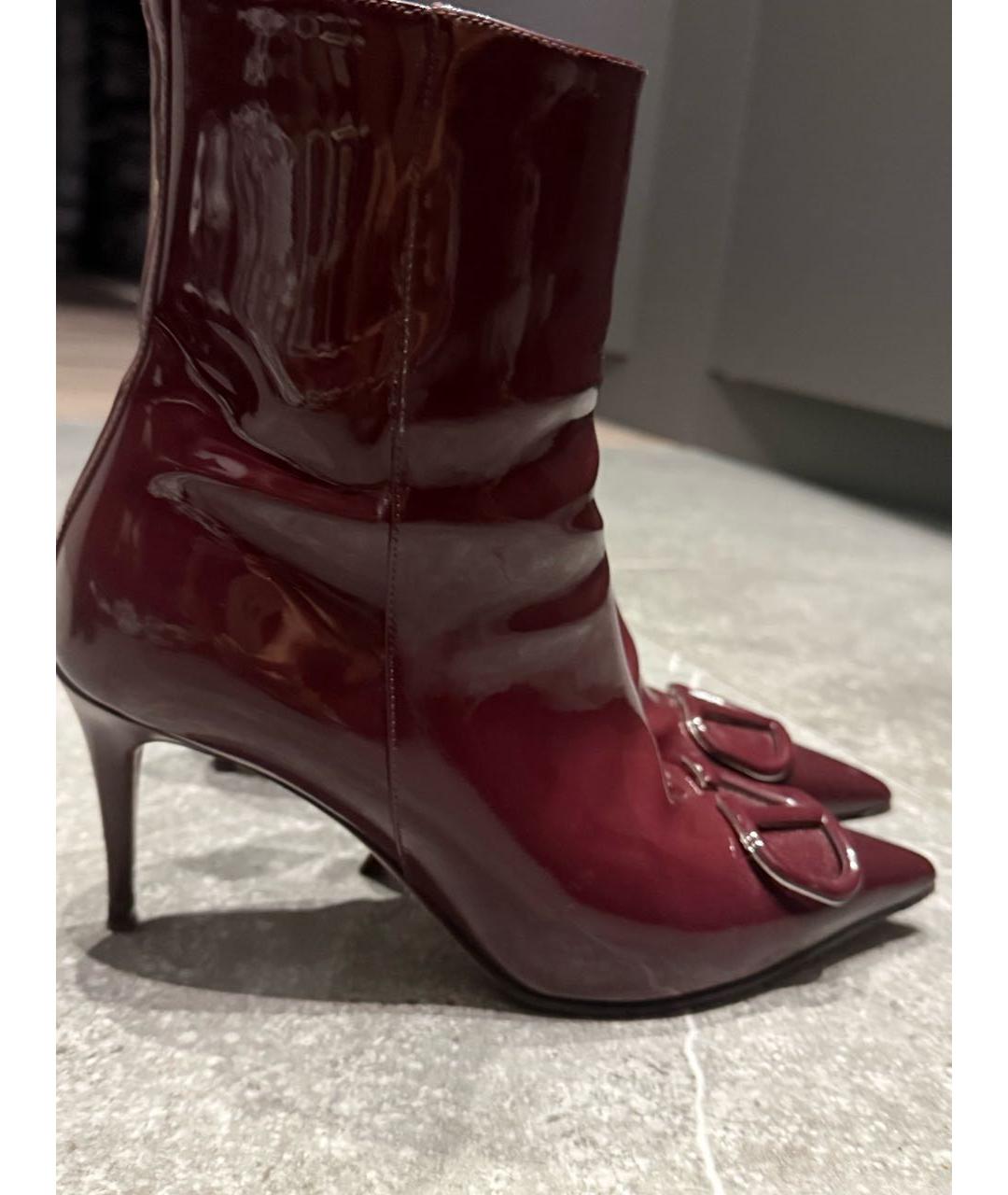 VALENTINO Бордовые ботильоны из лакированной кожи, фото 6